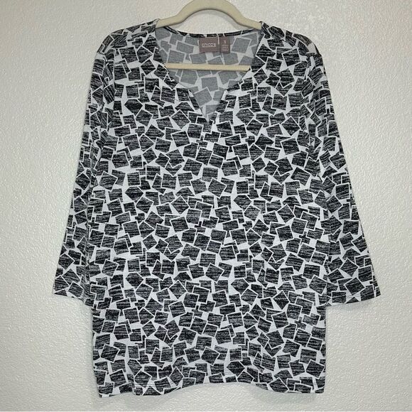Chico's Geometric Print Split Neck 3/4 Sleeves Tee, Size XL - Picture 1 of 13